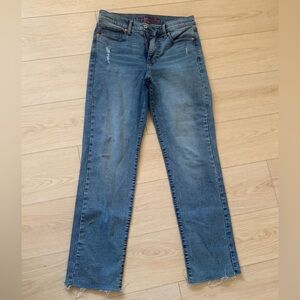 Lucky Brand Blue Distressed Women’s Jeans